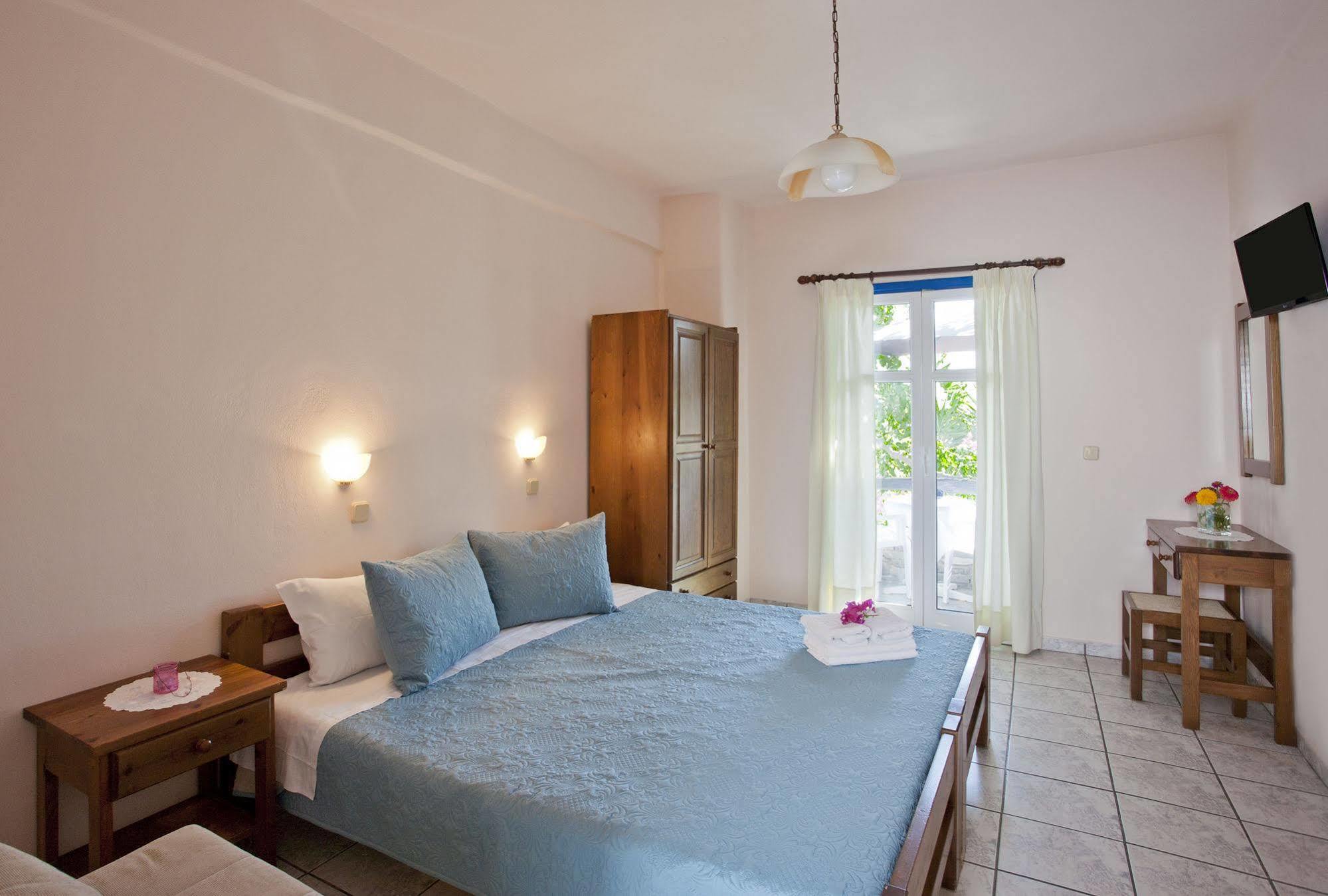 Stefano Apartments Nausa Exteriér fotografie